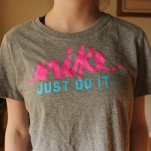 Women's Nike T-shirt